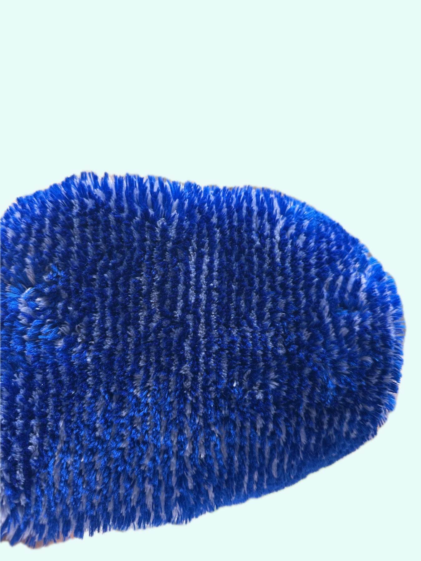 Clean pile cloth media surface