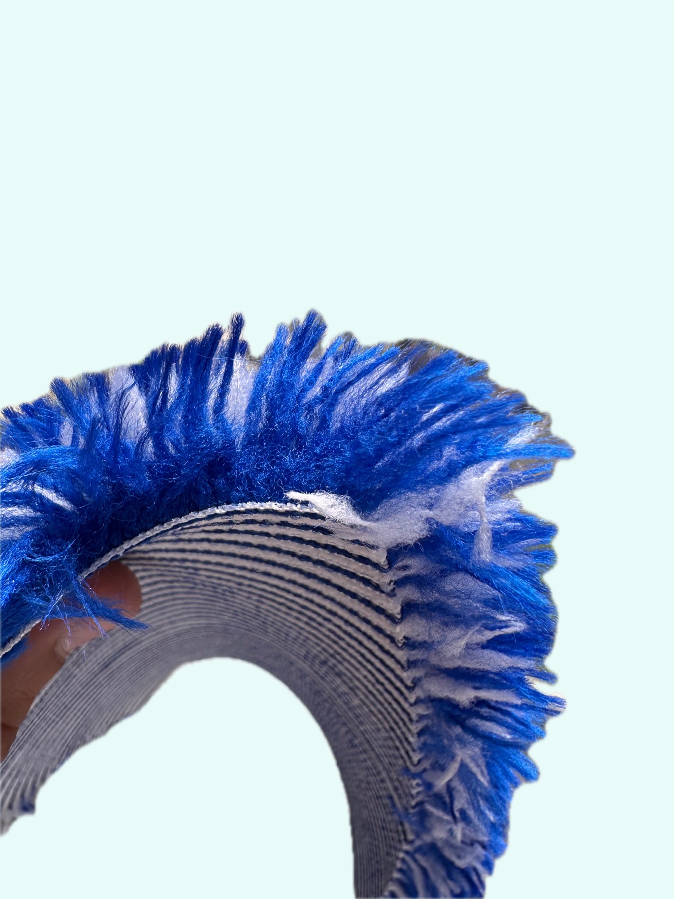 Layered filter media cross section